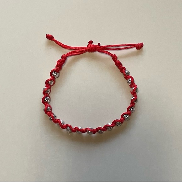 New Threaded Beaded Bracelet - Picture 4 of 4